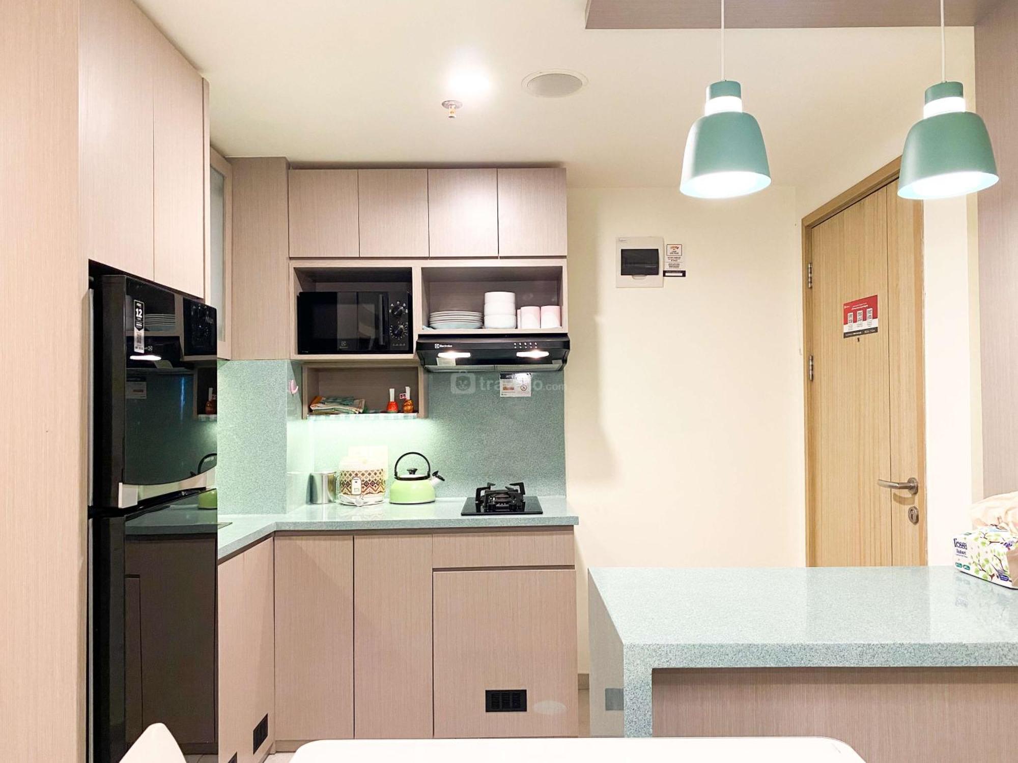 Well Furnished And Comfort 3br Meikarta By Travelio Apartemen