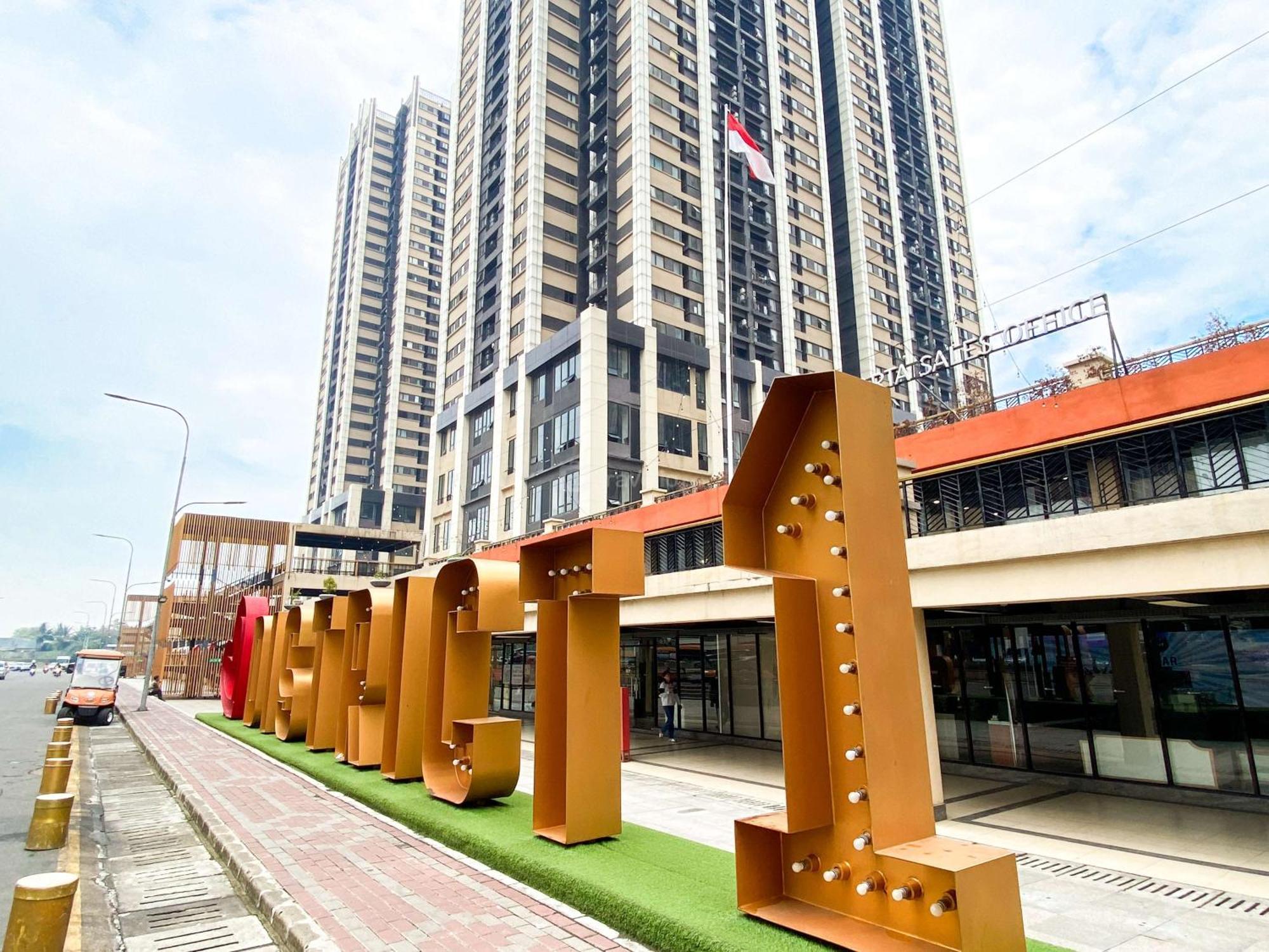 Well Furnished And Comfort 3br Meikarta By Travelio Cikarang